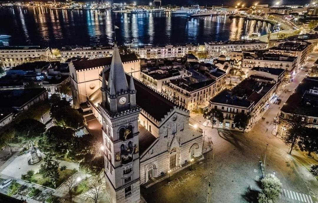 Suleima B&B Messina Centro Exteriér fotografie
