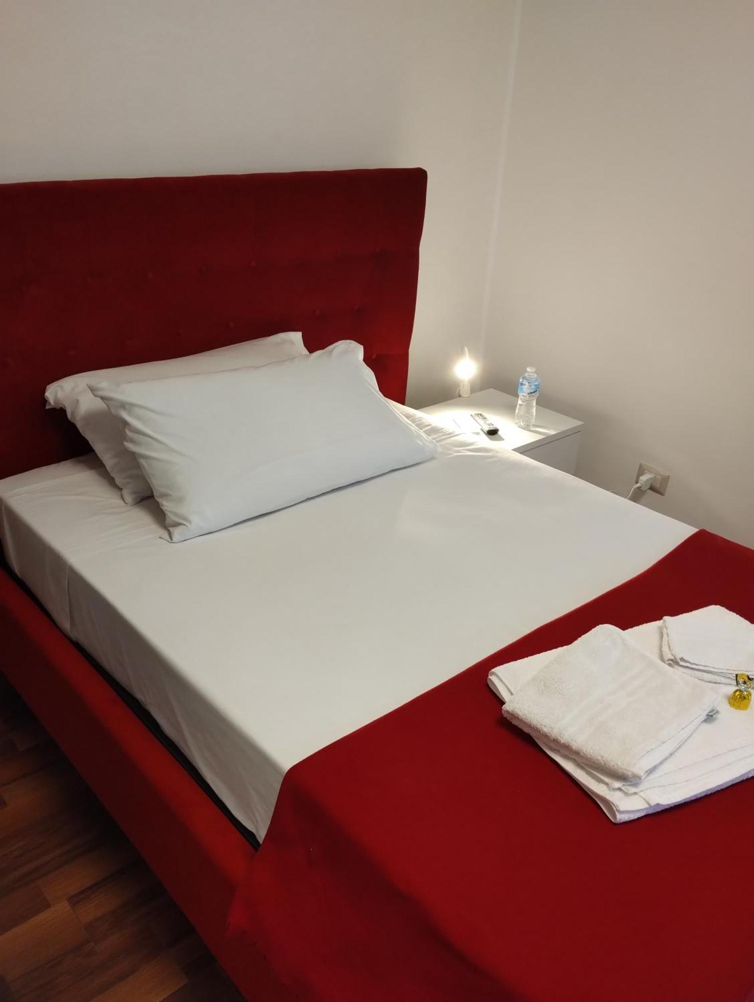 Suleima B&B Messina Centro Exteriér fotografie